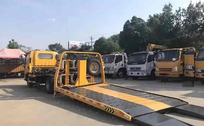 高港区汽车中途维修案例